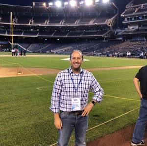 Meet your Posher, Chris